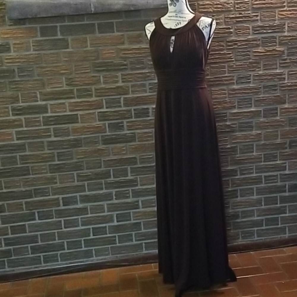 Long chocolate brown sleeveless dress